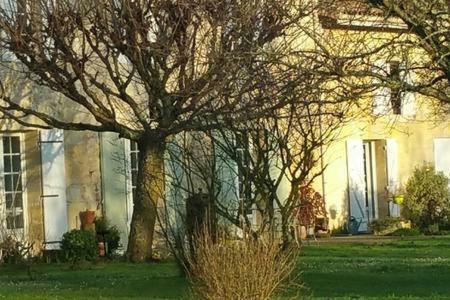 Gite Entre Bordeaux Et Saint-Emilion Génissac Zewnętrze zdjęcie